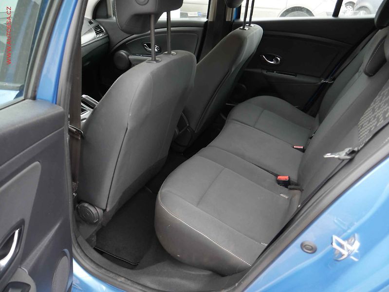 Renault Mégane (2013) 1.2 TCE, ČR, autoAC, temp - fotka 10 z 17
