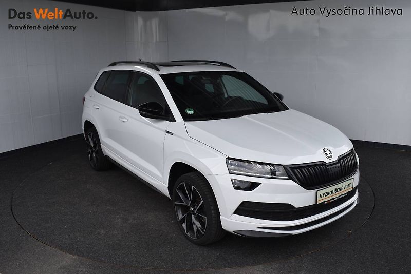 Škoda Karoq (2022) Sportline 1.5TSI 110kW DSG - fotka 9 z 28