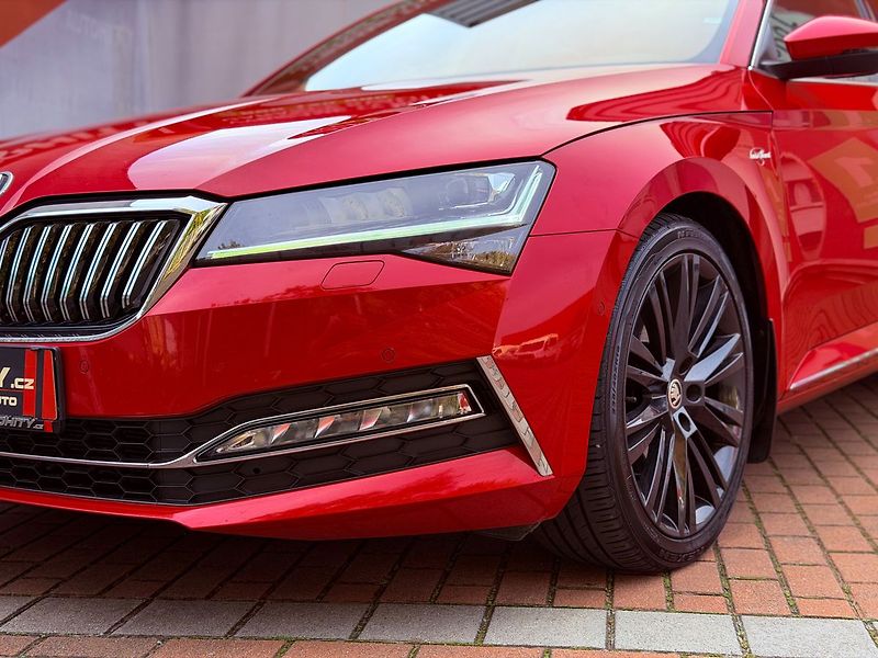 Škoda Superb 2.0 TDi DSG 4x4 L&K, ČR - fotka 3 z 40