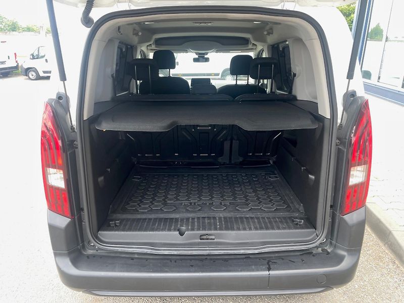 Peugeot Rifter (2022) Active 1,5 BlueHdi 100k Man6 - fotka 5 z 7