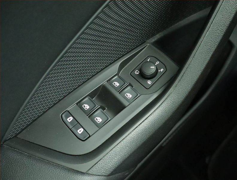 Škoda Octavia (2020) Ambition 2.0 TDI, Automat - fotka 16 z 17