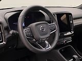 Volvo XC40 B4 AWD DARK PLUS AUT CZ - náhled 19