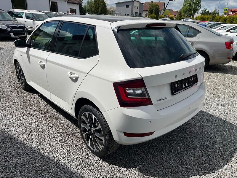 Škoda Fabia (2020) 1.0 TSi NAVI PANORAMA LED - fotka 4 z 23