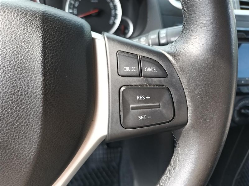 Suzuki Swift 1,2 i,4x4,VÝHŘEV,SERVIS,KOLA, - fotka 29 z 44