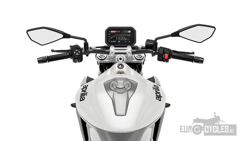 Aprilia (2026) Tuono 457 Euro 5+ - fotka 14 z 14