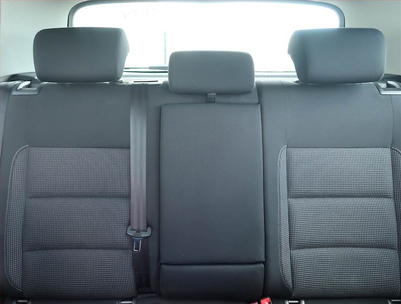 Volkswagen Golf (2012) 1.2 TSI, Tempomat - fotka 10 z 14