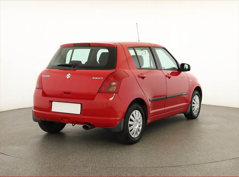 Suzuki Swift (2005) 1.3, po STK, jezdí výborně - fotka 5 z 13