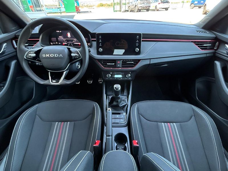 Škoda Kamiq Monte Carlo - fotka 5 z 30