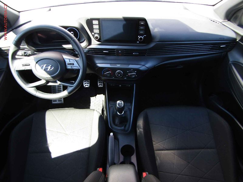 Hyundai Bayon (2024) 1.2MPi, 1.maj,ČR, AC, temp - fotka 8 z 17
