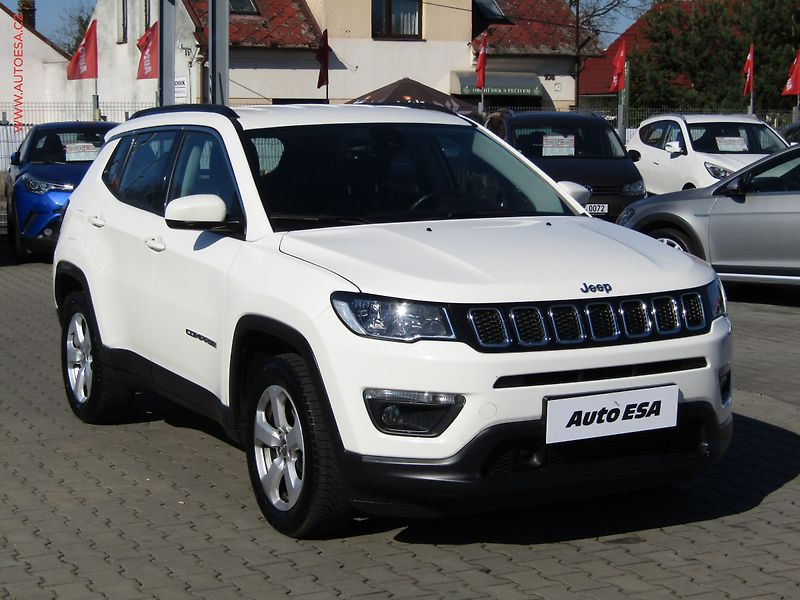 Jeep Compass (2018) 1.4T, ČR, Longitude - fotka 1 z 20