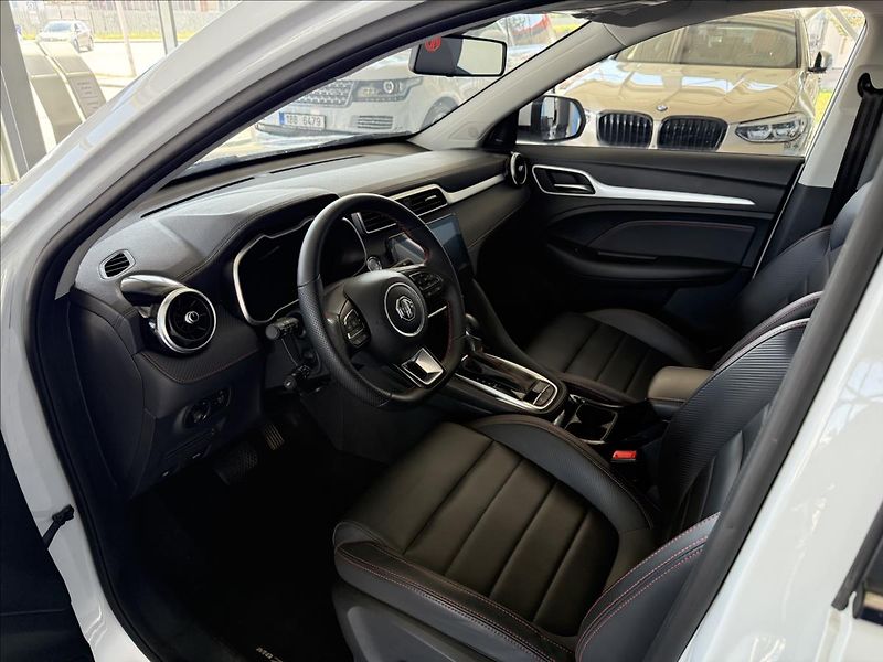 MG ZS 1,0   82kW,EXCLUSIVE,AUTOMAT,Č - fotka 7 z 29