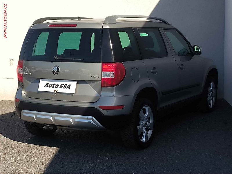 Škoda Yeti (2014) 2.0 TDi Outdoor, Ambition, TZ - fotka 4 z 17