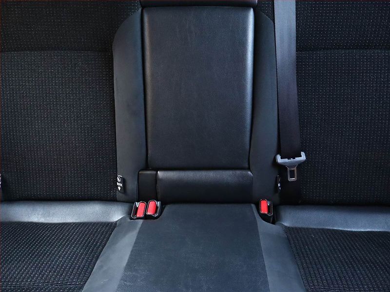 Citroën C4 (2013) Exclusive 1.6 HDi, Serv.kniha - fotka 8 z 15