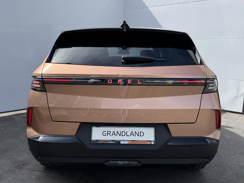 Opel Grandland (2026) Ultimate Hybrid TURBO eDCT6 1. - fotka 5 z 8