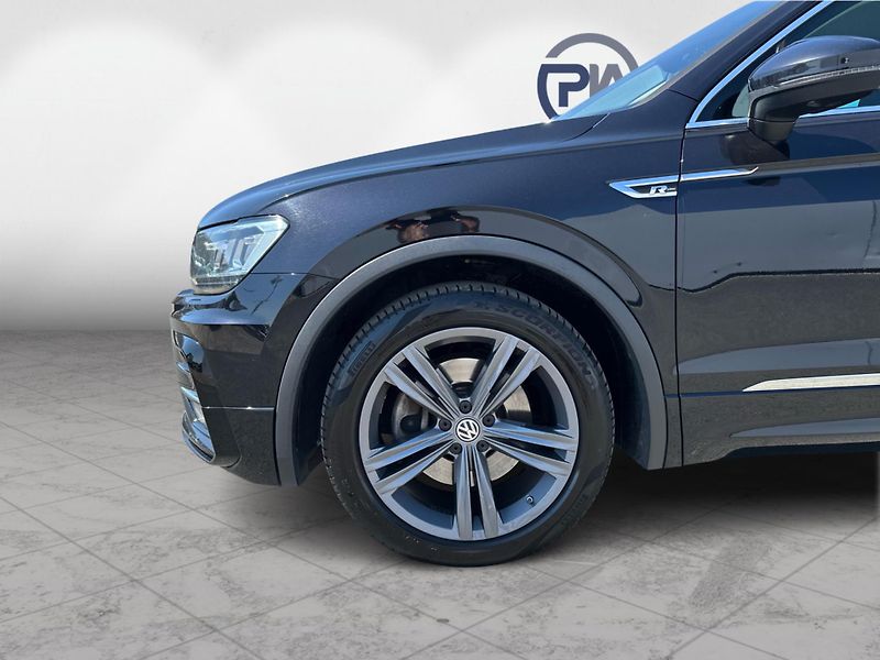 Volkswagen Tiguan 2,0 TDI 4M 7DSG SCR - fotka 9 z 26