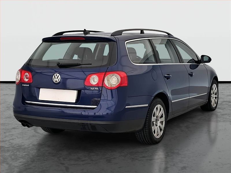 Volkswagen Passat (2006) 2.0 TDI, Tempomat - fotka 5 z 17