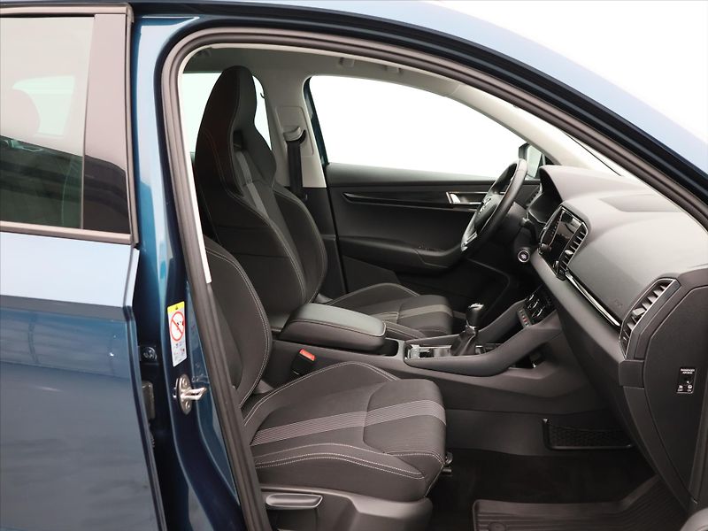 Škoda Karoq 1,5 TSI 110kW Style 1.Maj. - fotka 12 z 32