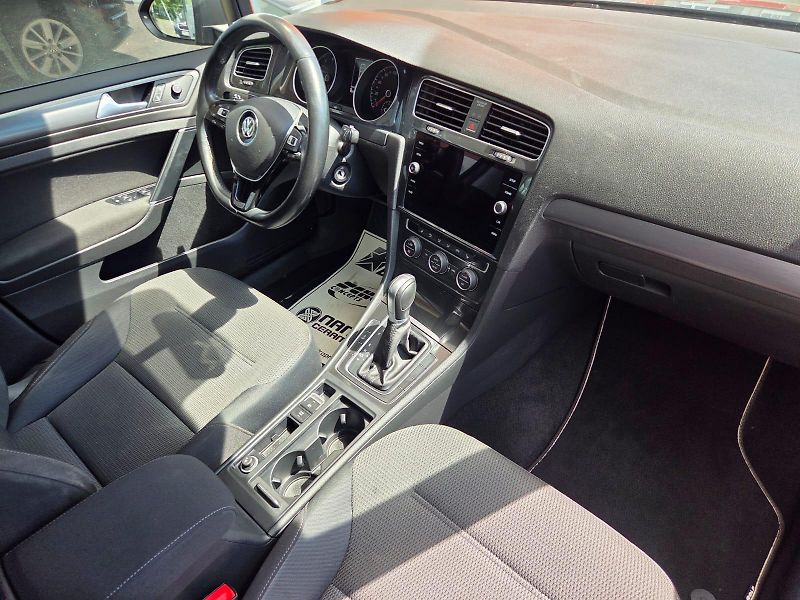 Volkswagen Golf (2017) 1.4 TSI TAŽNÉ ZAŘÍZENÍ - fotka 5 z 10