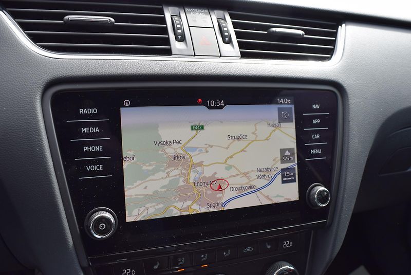 Škoda Octavia (2020) 2.0TDI 110kw AMBITION NAVI APP - fotka 27 z 50