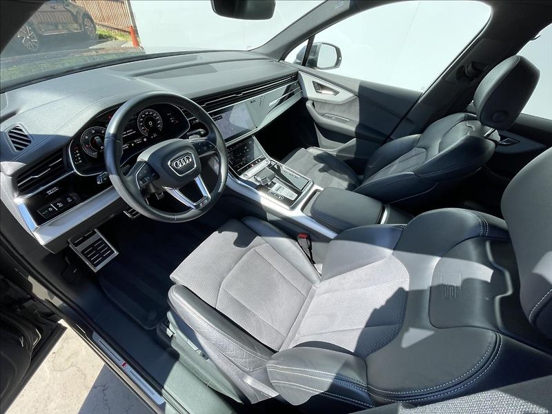 Audi Q7 3,0 50 TDI quattro S line - fotka 5 z 24