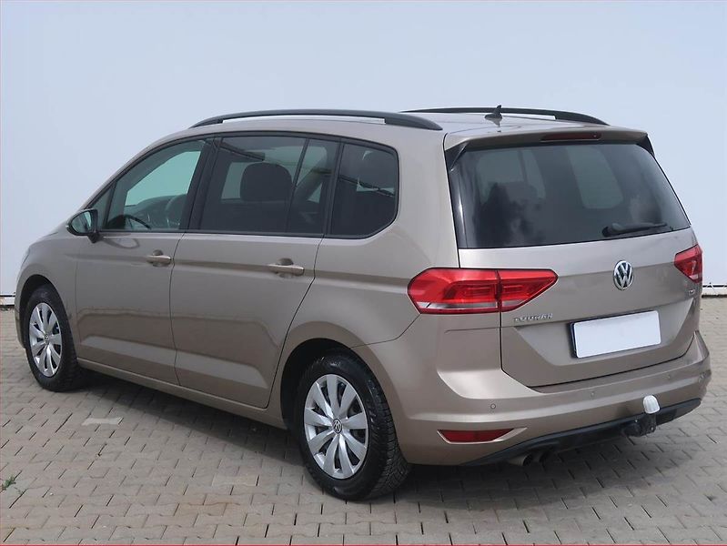 Volkswagen Touran (2017) 1.4 TSI, Tempomat - fotka 4 z 16