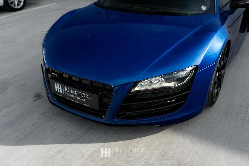 Audi R8 (2010) R8 5.2 V10 quattro 386kW - fotka 10 z 46