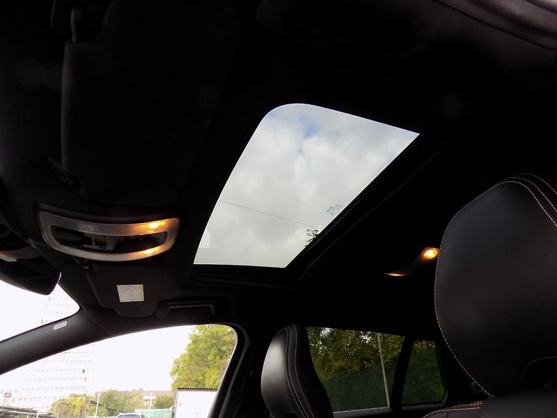 Volvo V60 (2016) 2.0-D4/Inscription/LED/DPH/ - fotka 44 z 44