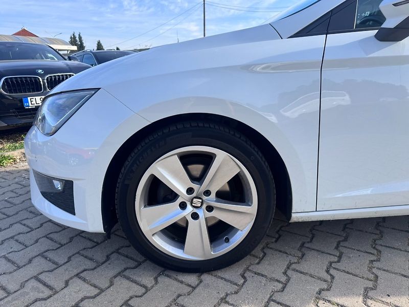 Seat Leon (2016) FR 1,4 TSI 110 KW 1. MAJITEL - fotka 13 z 50