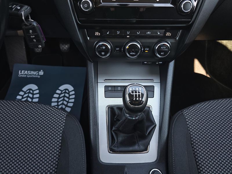 Škoda Octavia 1.4TSI 110KW 1.MAJ 99TKM ČR! - fotka 22 z 29