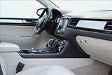 Volkswagen Touareg 3.0 TDI V6/PANOR/TAŽNÉ/NEZ.TOP - náhled 28