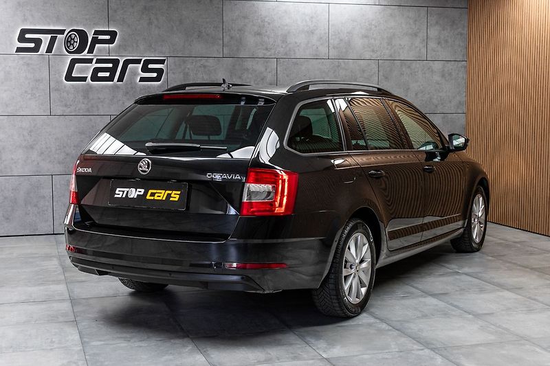 Škoda Octavia 1.6 TDI 85kW *MirrorLink*ACC* - fotka 6 z 40