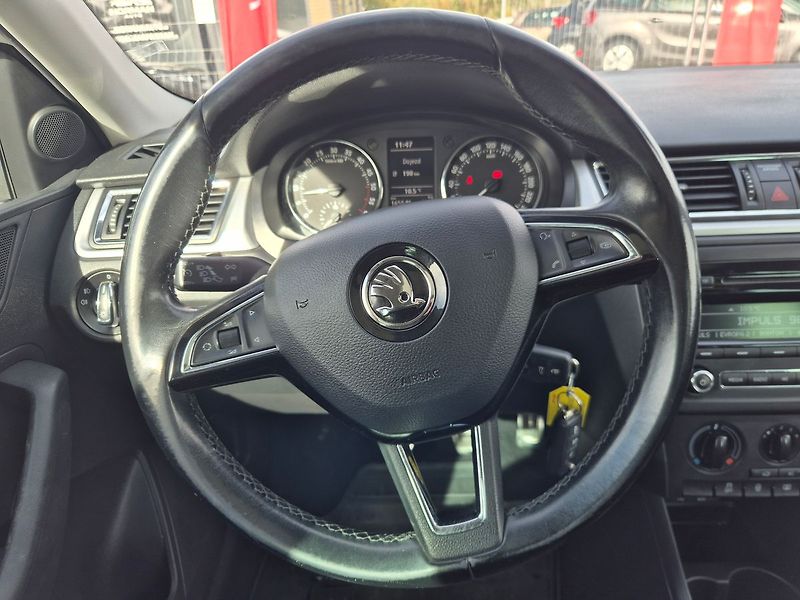 Škoda Rapid 1.6TDi 77kw, elegance - fotka 15 z 24
