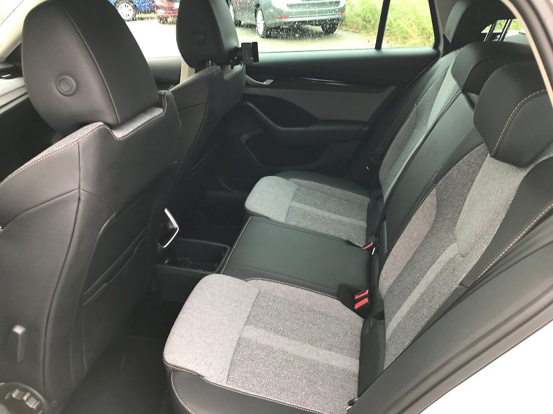Škoda Octavia (2025) COMBI TOP SELECTION 1,5 TSI M- - fotka 17 z 28