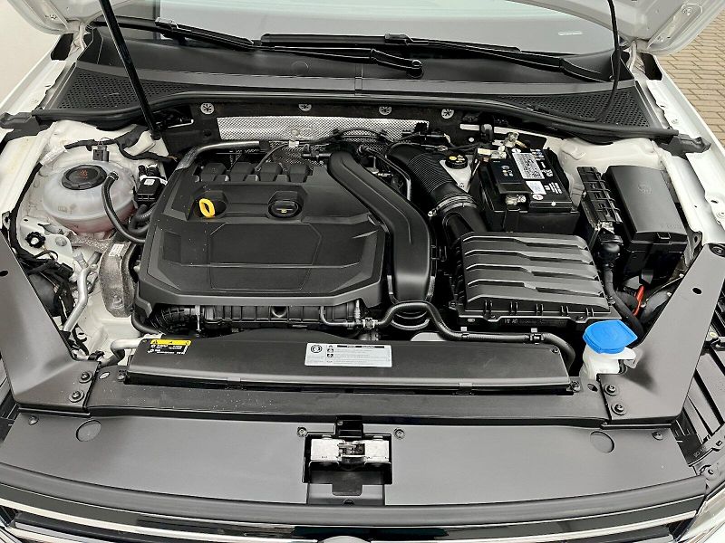 Volkswagen Passat (2020) VARIANT 1,5TSI 110KW BUSINESS - fotka 11 z 24