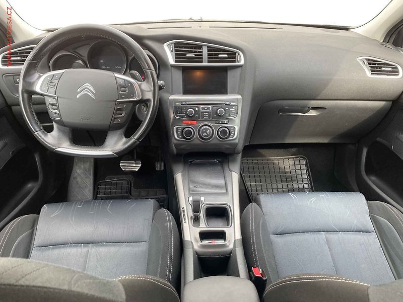 Citroën C4 (2012) 1.6 HDi, AT, park.asist - fotka 8 z 16