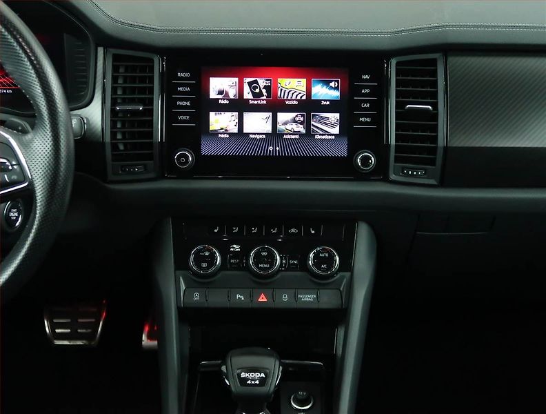Škoda Kodiaq (2023) 2.0 TDI - fotka 12 z 17