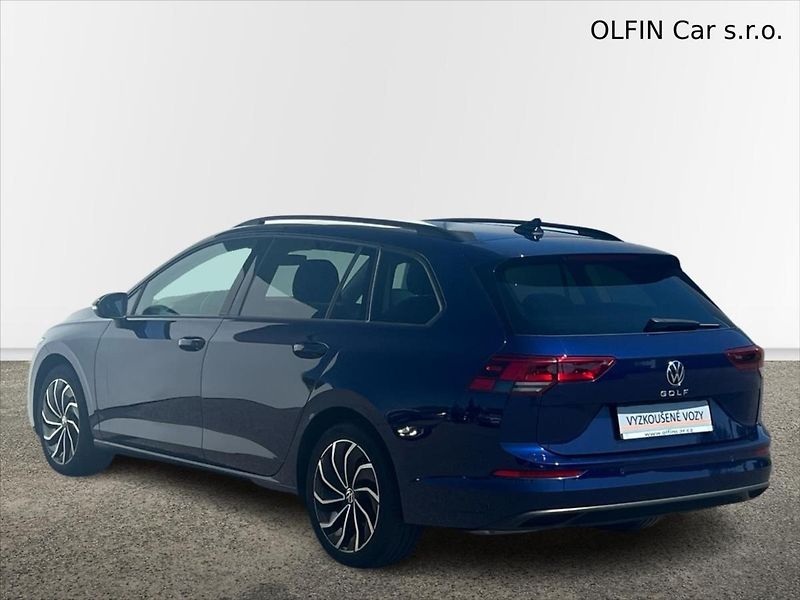 Volkswagen Golf Variant 1,5 TSi 110kW LIFE  8 - fotka 9 z 27