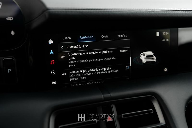 Porsche Taycan (2024) 320kW - fotka 47 z 50