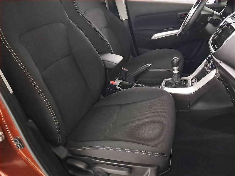 Suzuki SX4 S-Cross (2018) Comfort 1.4 BoosterJet, ČR - fotka 9 z 20