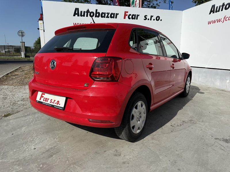 Volkswagen Polo (2016) 1.0 MPI ČR 50551km - fotka 9 z 21