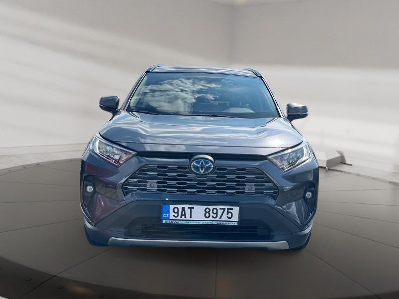 Toyota RAV4 (2023) COMFORT 2.5 HYBRID 131kW 4WD  - fotka 2 z 11