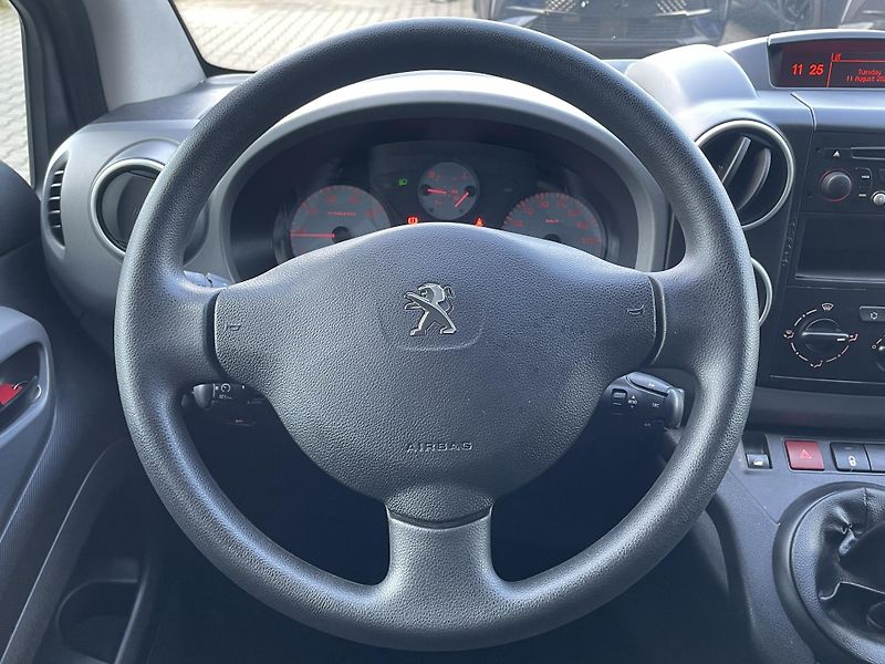 Peugeot Partner Tepee ACTIVE 1.6 BlueHDi 73 kW - fotka 11 z 23