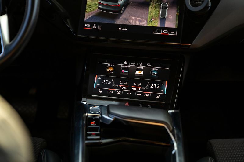 Audi e-tron (2020) /300kW - fotka 35 z 51