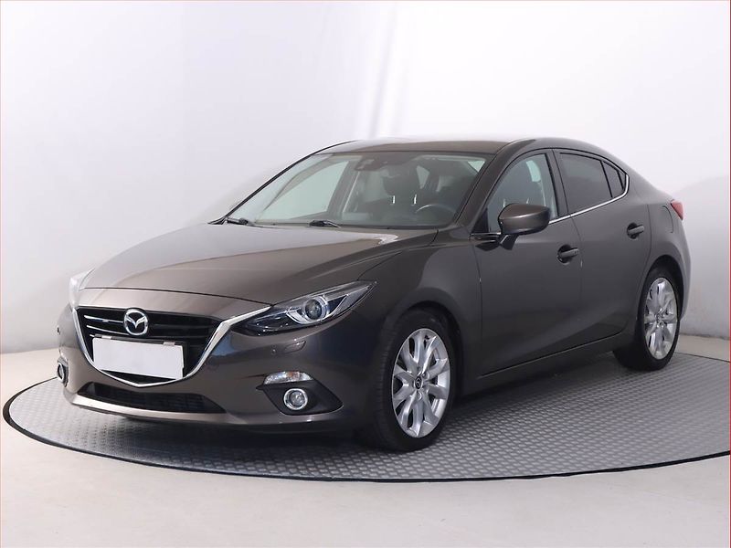 Mazda 3 (2015) 2.2 Skyactiv-D, Tempomat - fotka 2 z 19