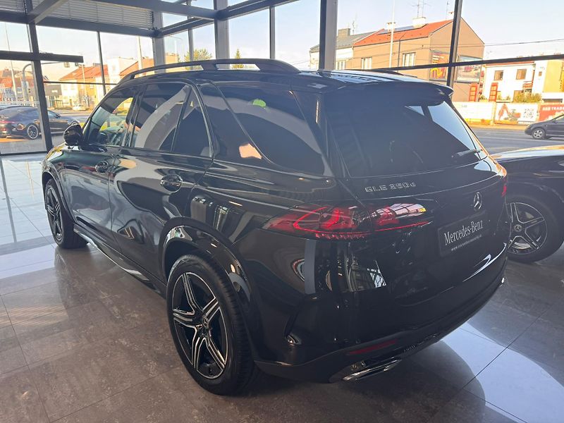 Mercedes-Benz GLE (2026) 350 d 4MATIC - fotka 3 z 27