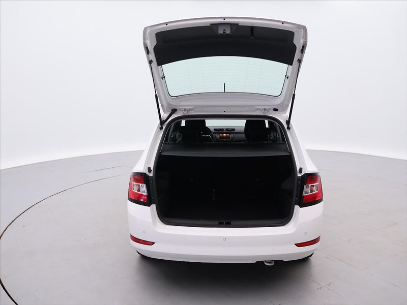 Škoda Fabia 1,0 TSI 70kW Ambition CZ DPH - fotka 9 z 32