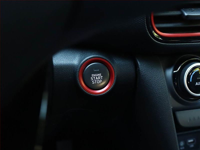 Hyundai Kona (2018) 1.0 T-GDI, Kůže, Tempomat - fotka 15 z 19
