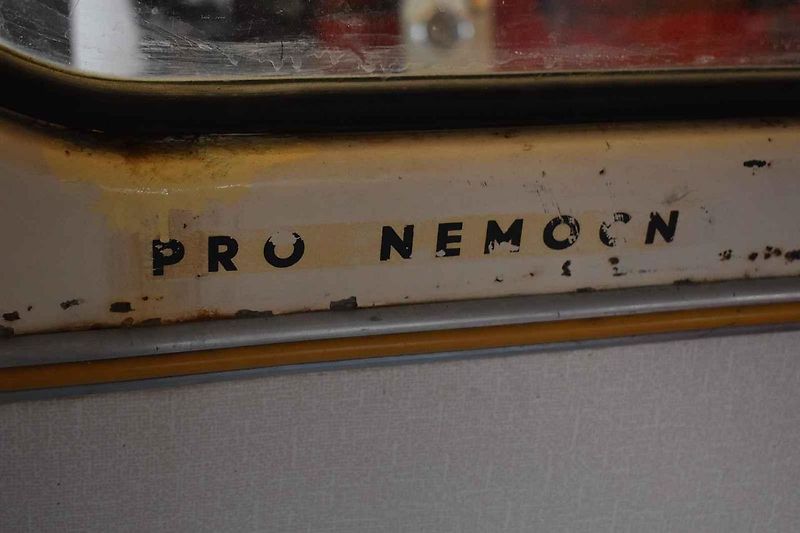 Tomuto autobusu je přesně padesát let. A je zcela původní