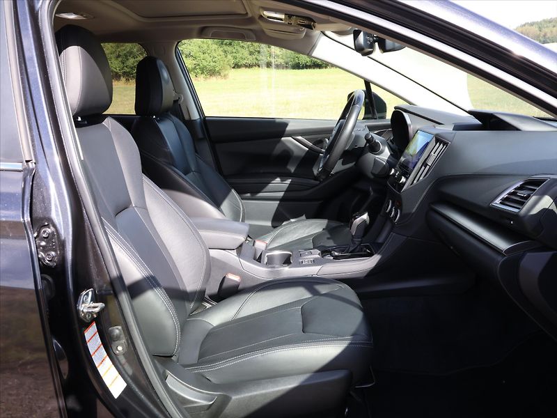 Subaru Impreza 1,6 i Aut. AWD Premium 1.Maj - fotka 11 z 33