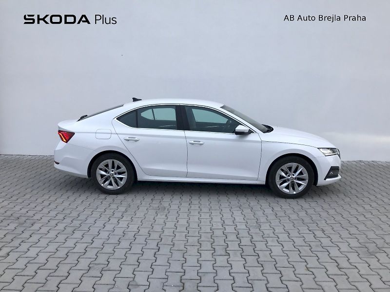 Škoda Octavia (2022) STY TS 110/1.5 M6F - fotka 10 z 23